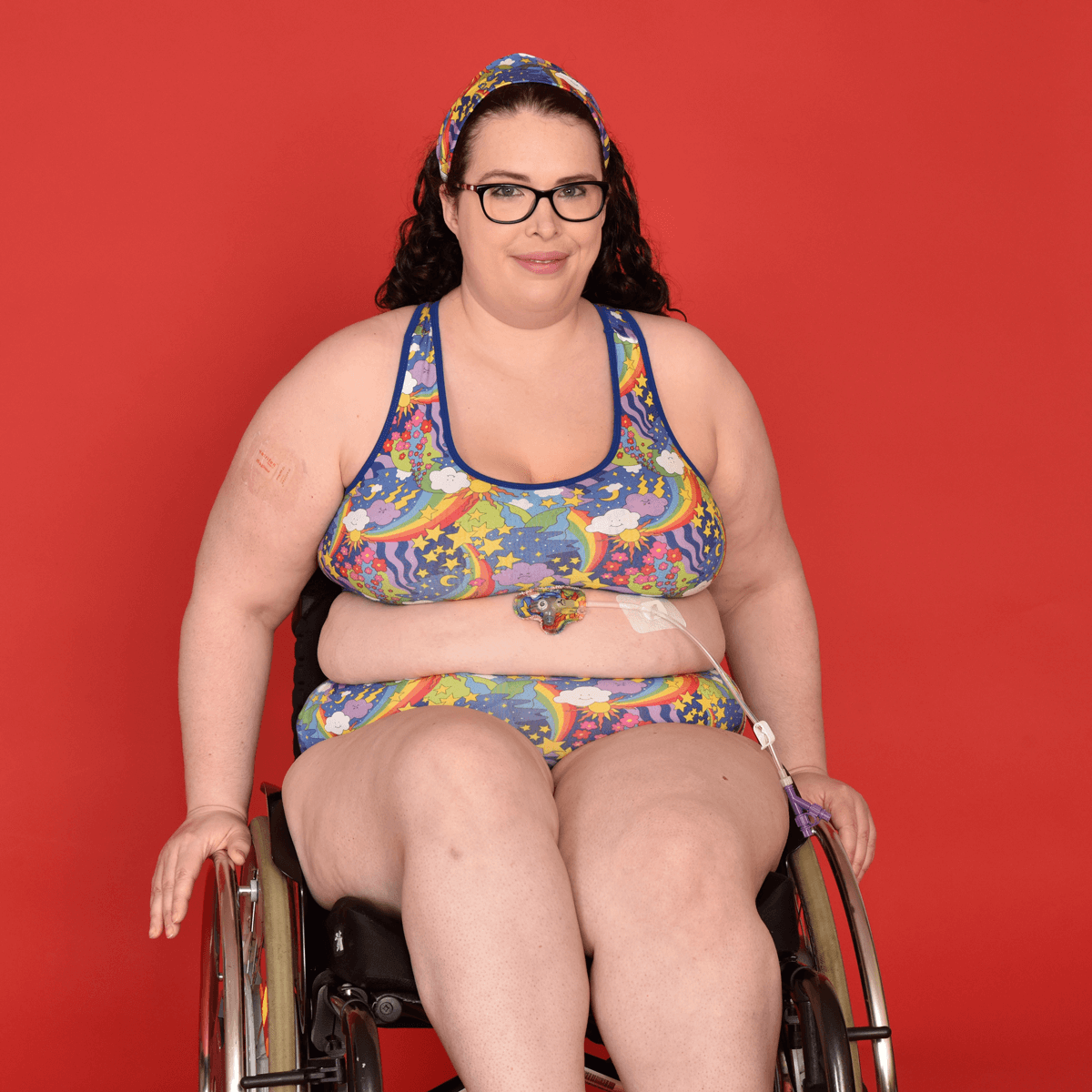 Fiona is wearing a Retro rainbows racerback bralette and briefs